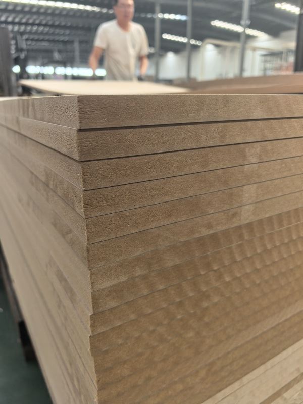 1220X3050X18MM Plain MDF 4'x10' Raw MDF suppliers